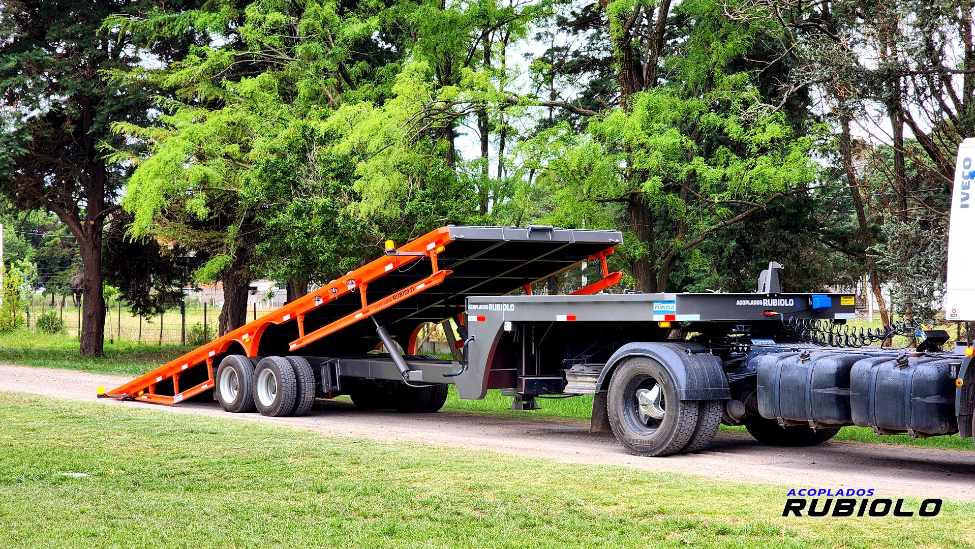 Semirremolque Basculante Homologado para 14/16 Tn. (HO1033)