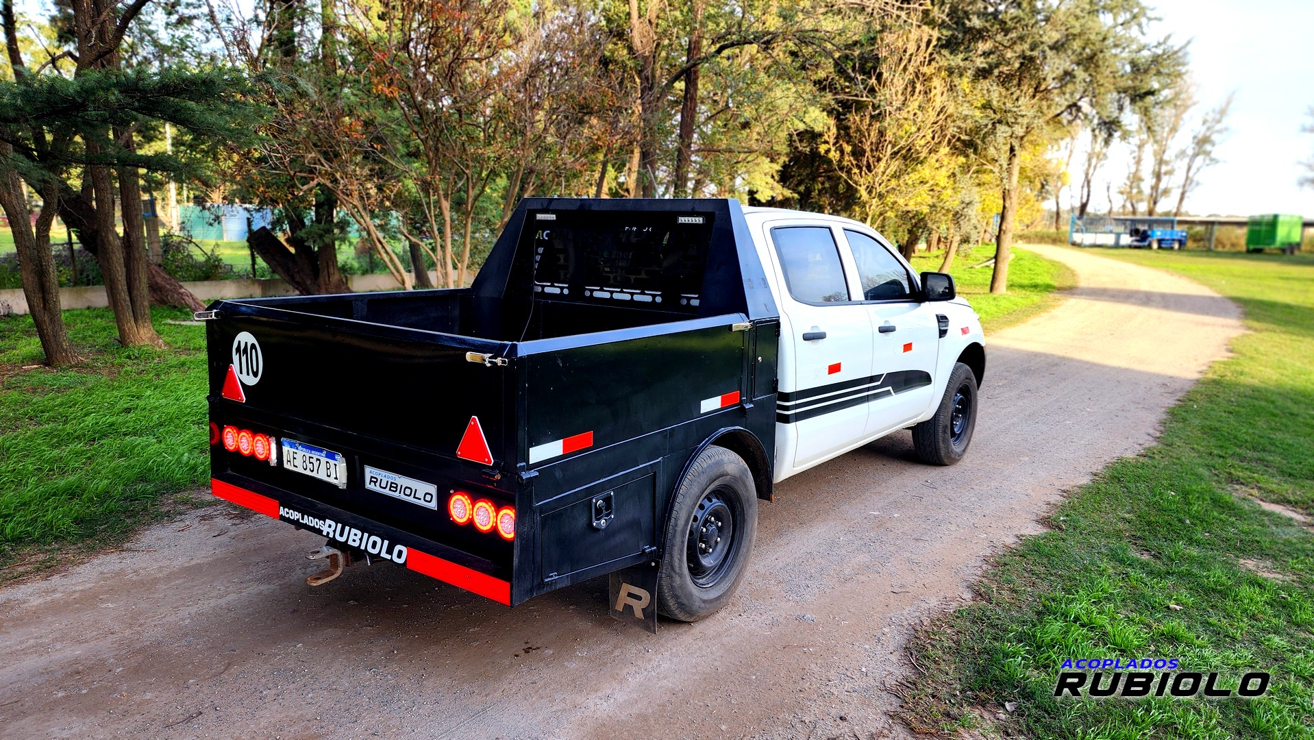 Carrocería Americana de trabajo para Camionetas DOBLE CABINA. (CC1005) - Imagen 9