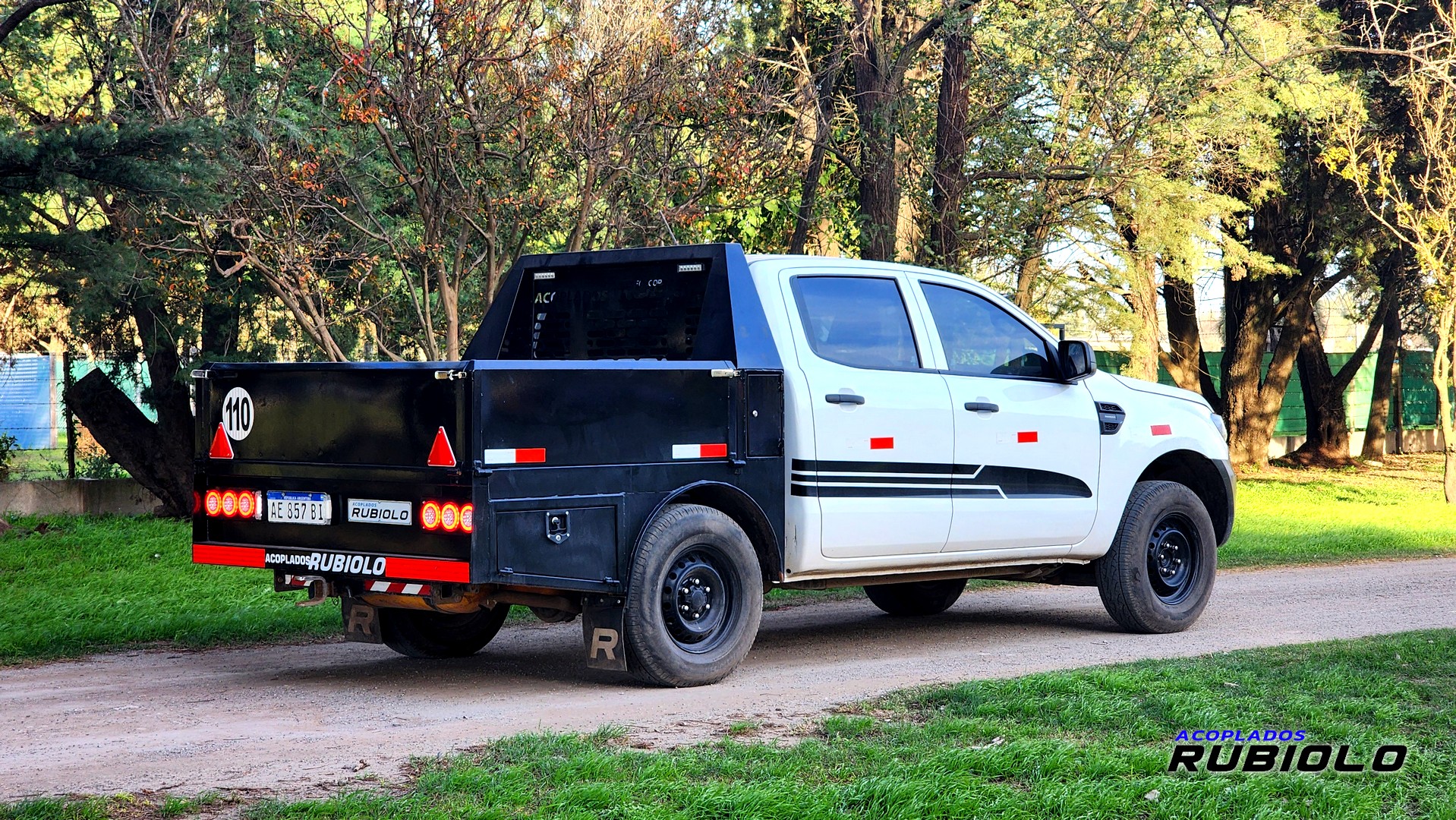 Carrocería Americana de trabajo para Camionetas DOBLE CABINA. (CC1005)