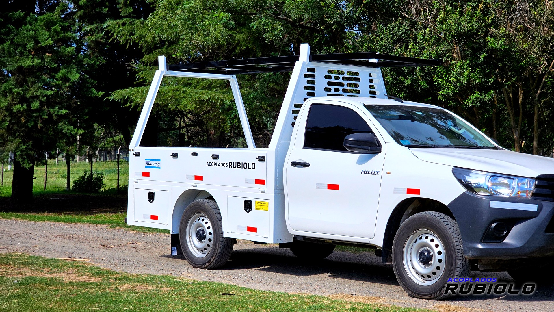 Carrocería Americana de trabajo para Camionetas SIMPLE CABINA. (CC1006) - Imagen 3