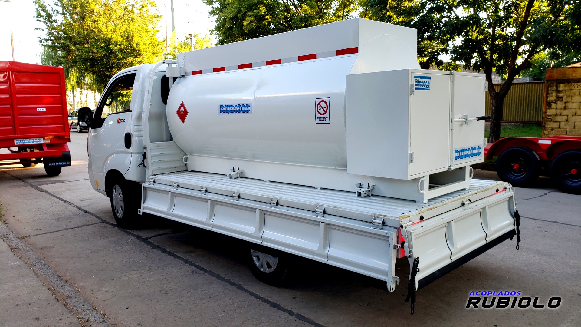 Carroceria Tanque para Camion para 4.000 Litros. (CT1002) - Imagen 5