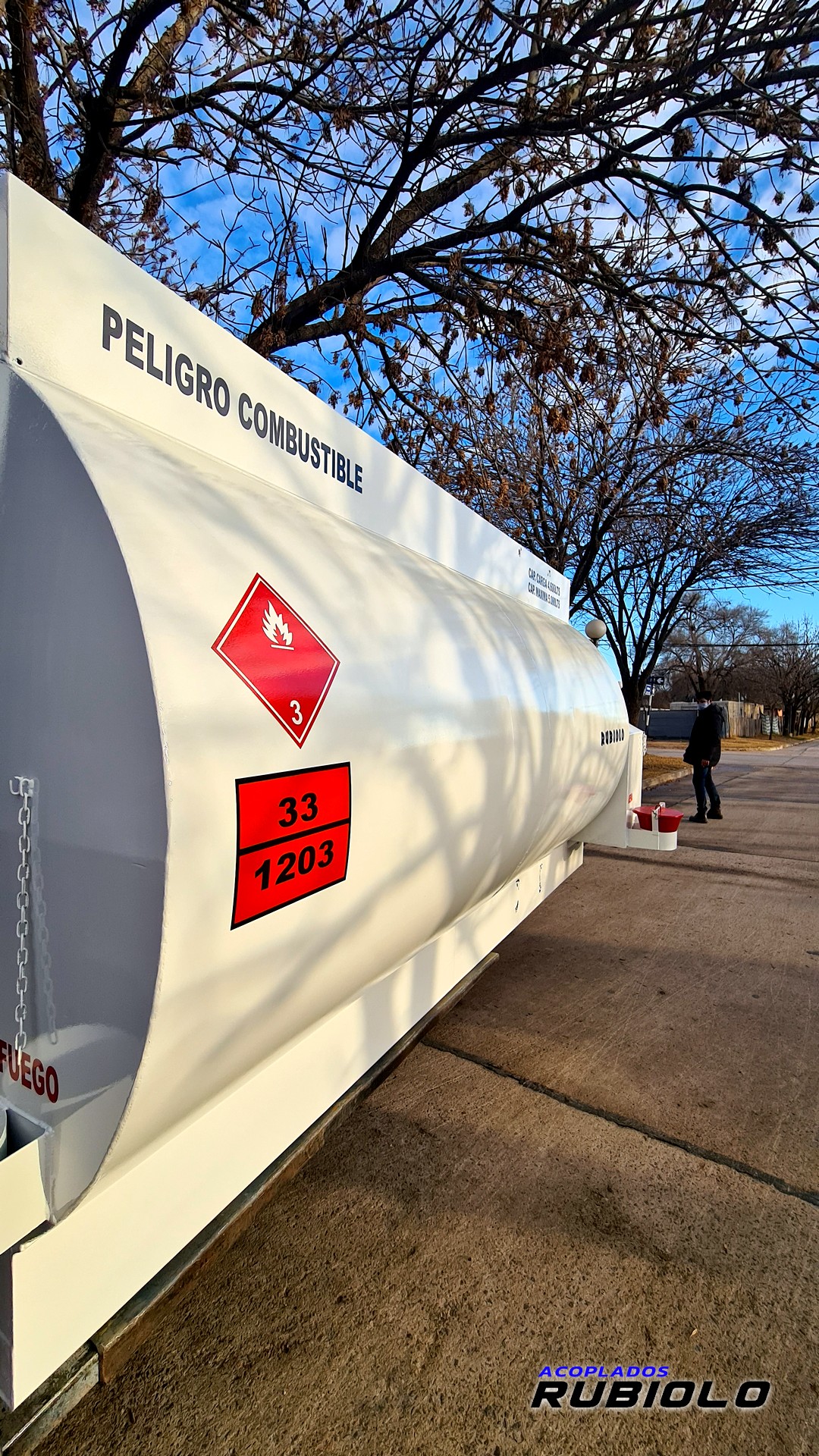 Carrocería tanque para montar en camión para 8.000 Litros. (CT1004) - Imagen 5