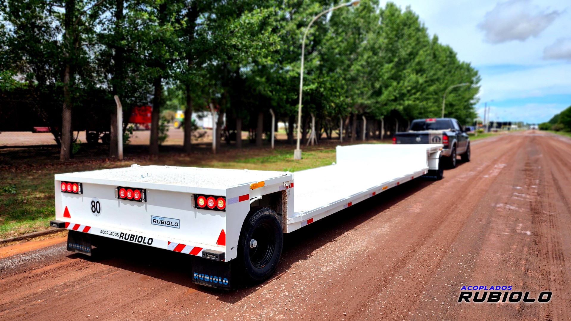 Acoplado Homologado Centro Deprimido para 3 Tn. (HO1017) - Imagen 3