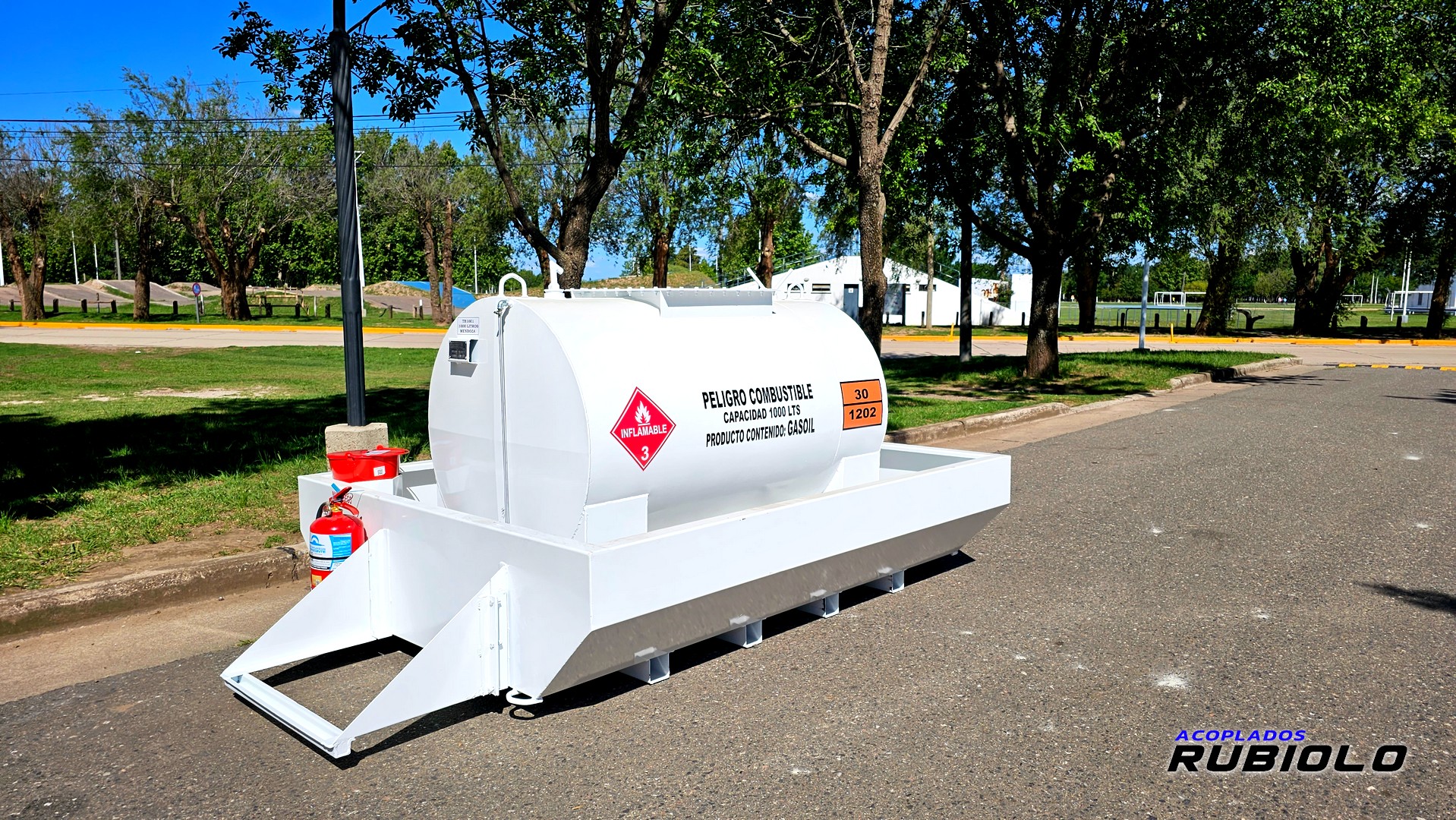 Tanque estacionario con Batea Antiderrame de para 1.000 Lts. (TB1001) - Imagen 4