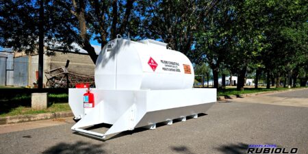 Tanque estacionario con Batea Antiderrame de para 2.000 Lts. (TB1002)