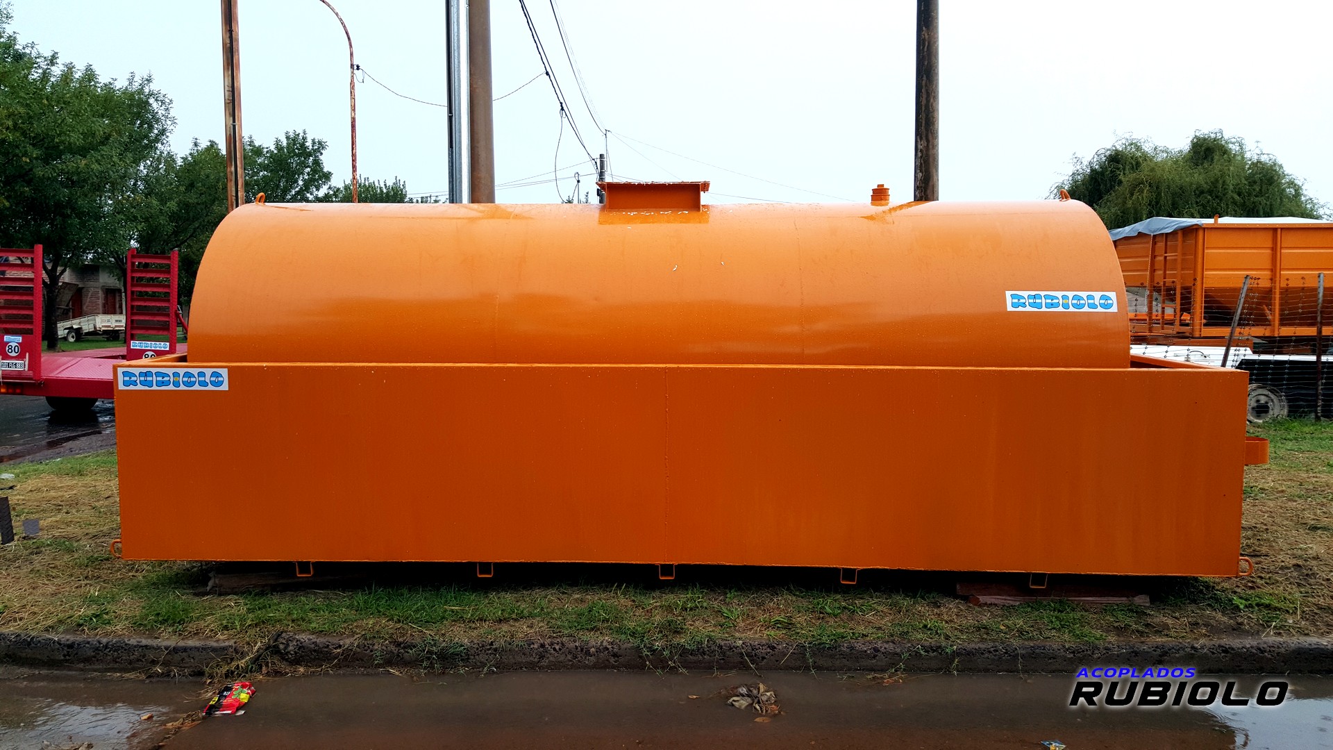 Tanque estacionario con Batea Antiderrame de para 10.000 Lts. (TB1009) - Imagen 6