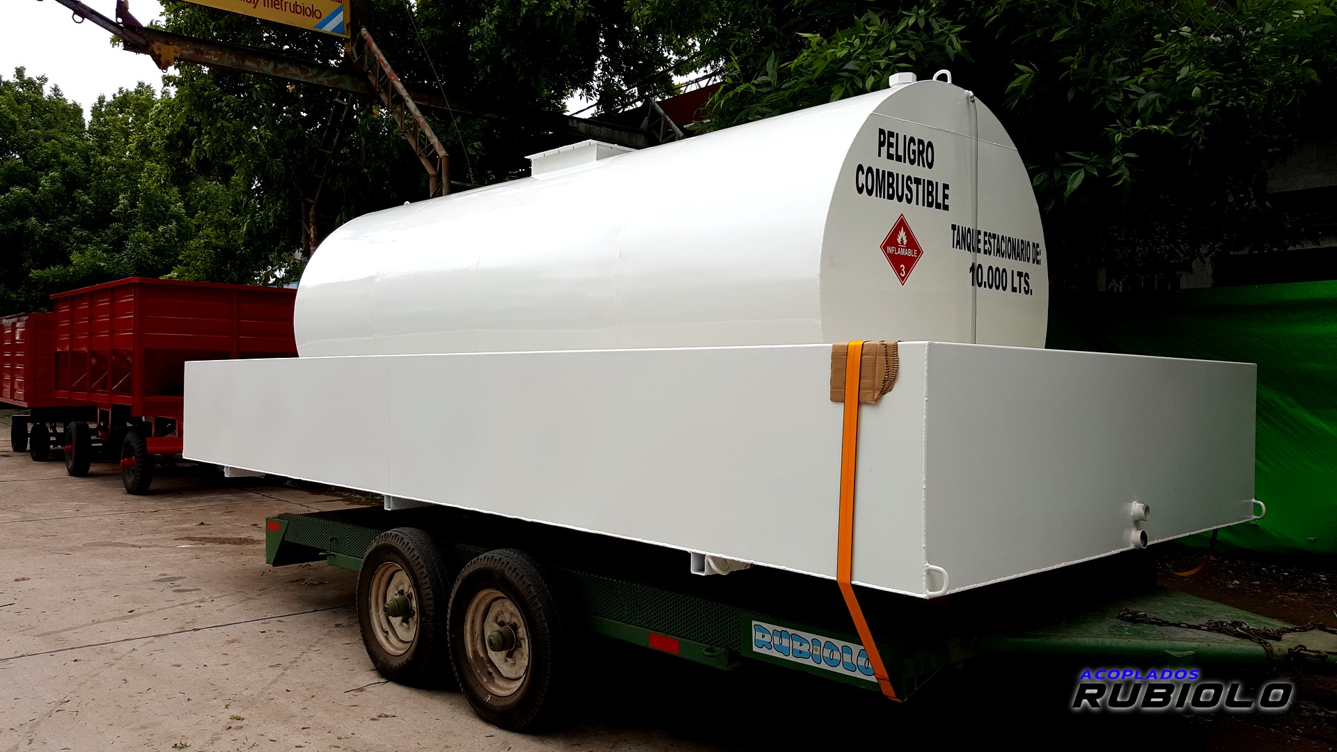 Tanque estacionario con Batea Antiderrame de para 10.000 Lts. (TB1009) - Imagen 5