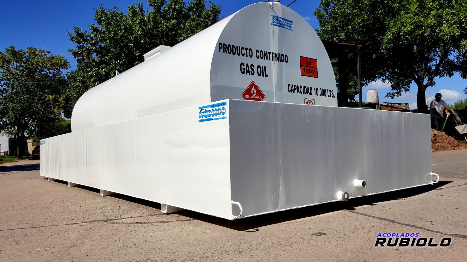 Tanque estacionario con Batea Antiderrame de para 10.000 Lts. (TB1009) - Imagen 3