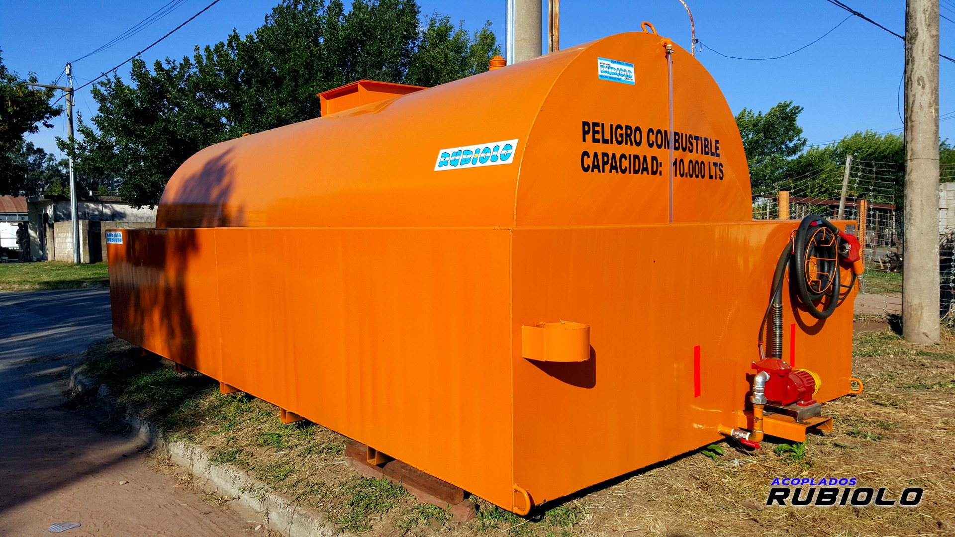 Tanque estacionario con Batea Antiderrame de para 12.000 Lts. (TB1010) - Imagen 3