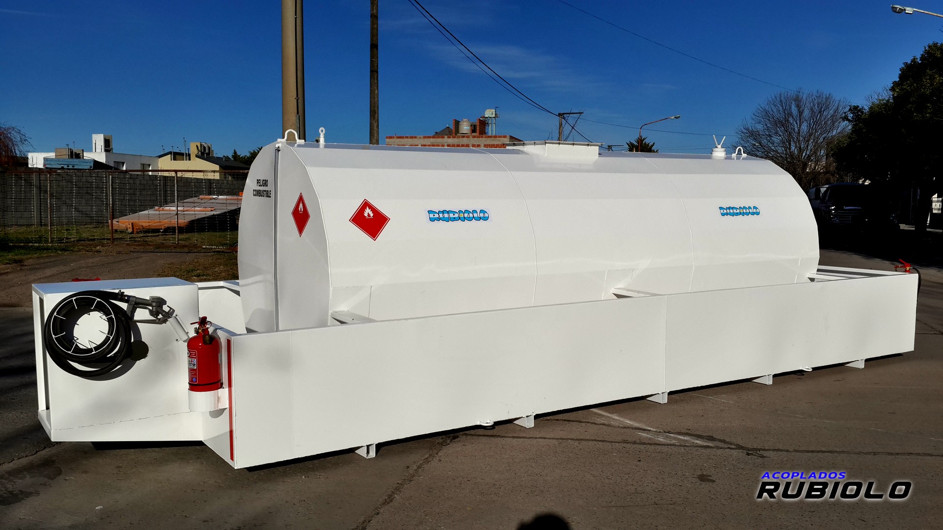 Tanque estacionario con Batea Antiderrame de para 30.000 Lts. (TB1014) - Imagen 5