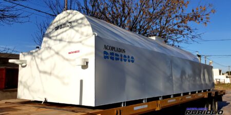 Tanque estacionario con Batea Antiderrame de para 30.000 Lts. (TB1014)