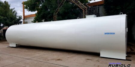 Tanque estacionario con Batea Antiderrame de para 40.000 Lts. (TB1015)