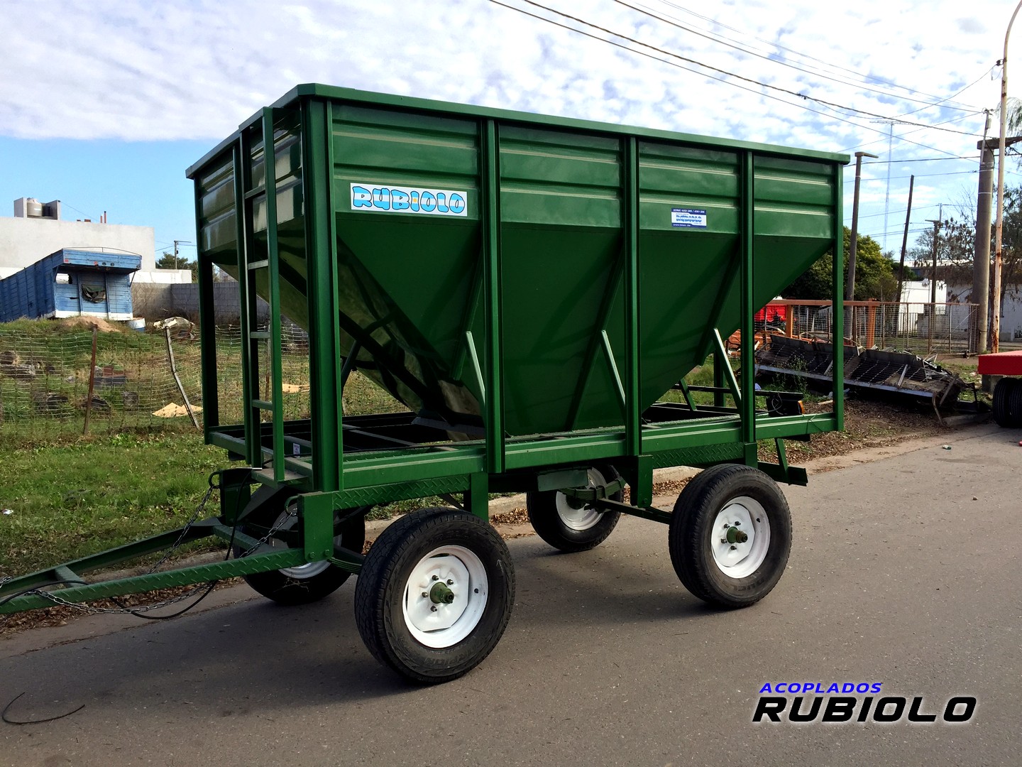 Acoplado Tolva Semillera para 3/4 Tn. (TO1001) - Imagen 5