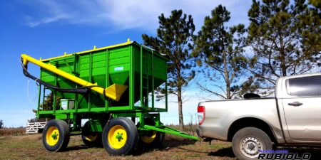 Acoplado Tolva Semillera / Fertilizantes para 8/9 Tn. (TO1011)