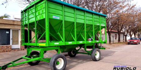 Acoplado Tolva Semillera / Fertilizantes para 12 Tn. (TO1012)