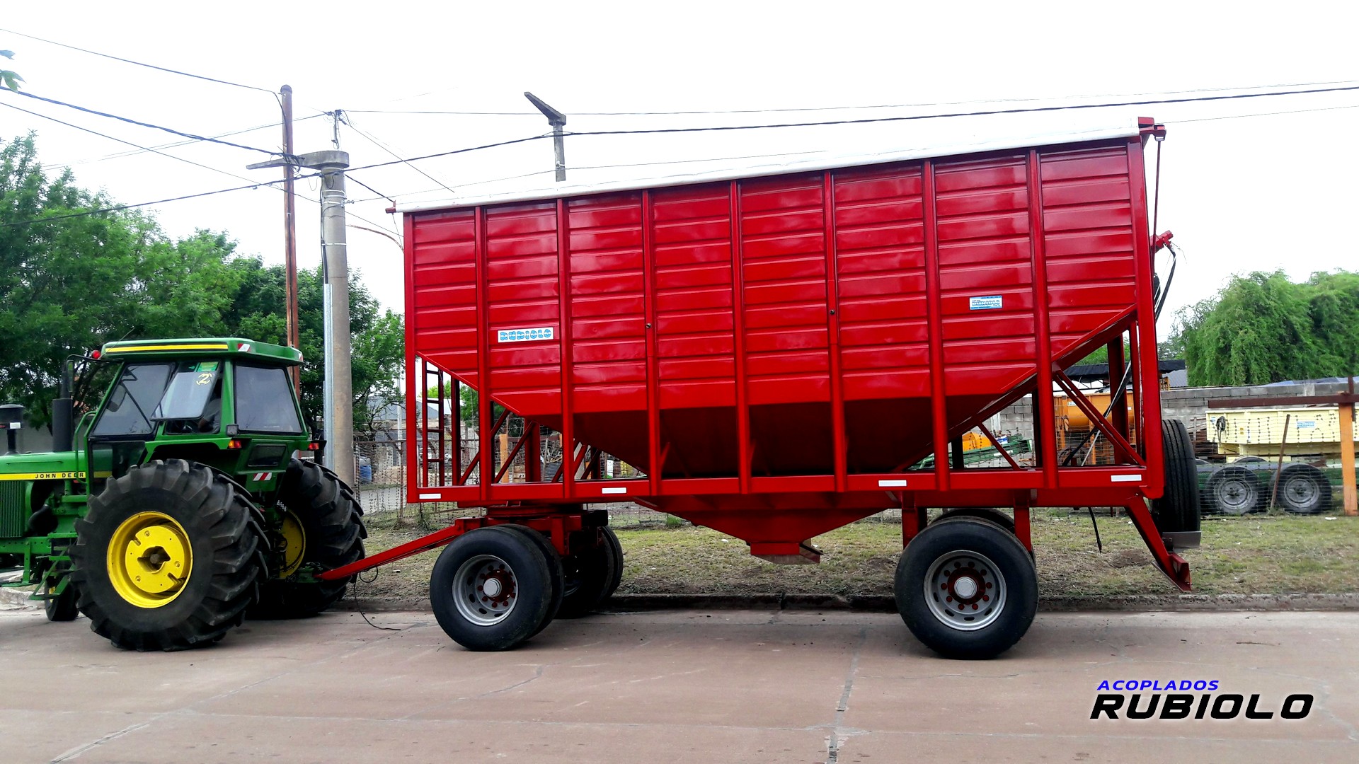 Acoplado Tolva Semillera / Fertilizantes para 22 Tn. (TO1014) - Imagen 7