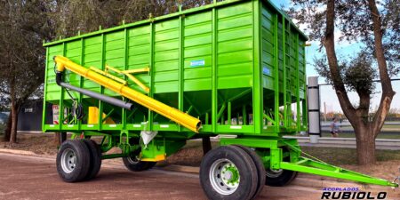 Acoplado Tolva Semillera / Fertilizantes para 22 Tn. (TO1014)