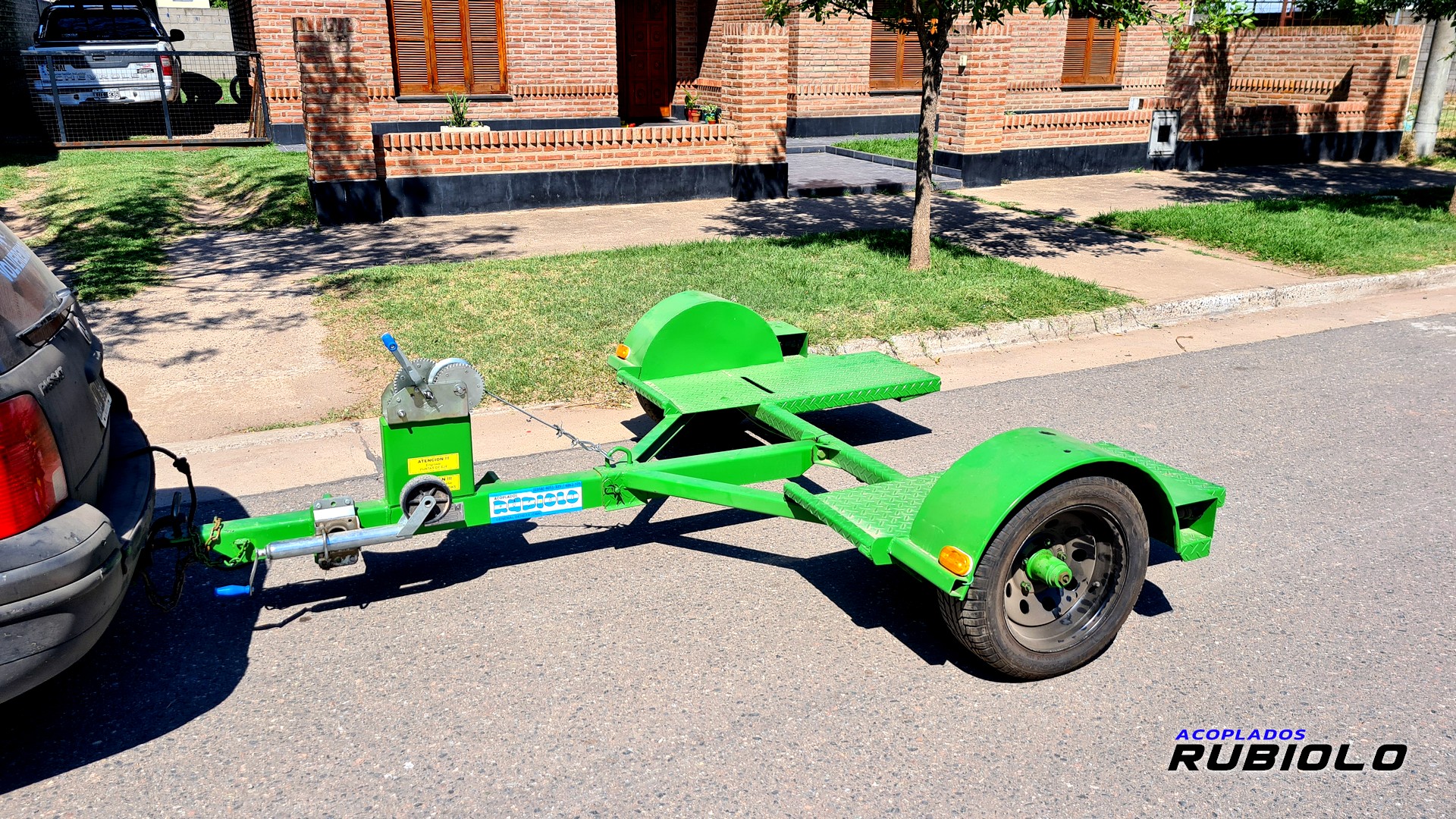 Trailer Batan tipo "Master Tow Dolly" (TR1023)