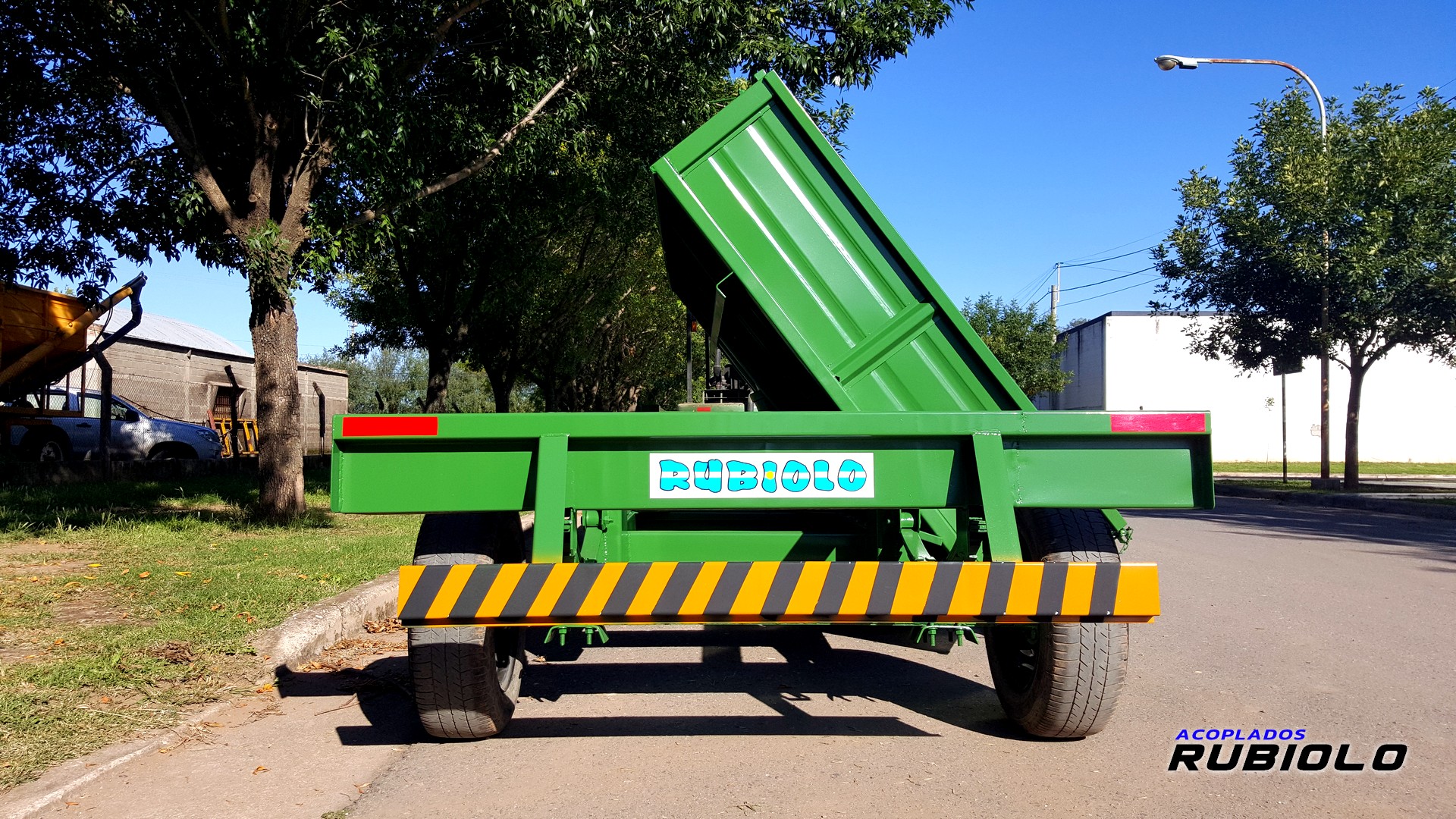 Acoplado Volcador Bilateral para 3/4 Tn. (VO1012) - Imagen 2